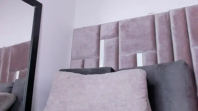 Nia_Bunny: онлайн-секс-чат