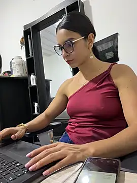 violeta365's Live XXX Chat