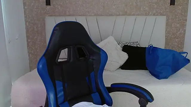 Chat XXX en directo de AliceSmity_