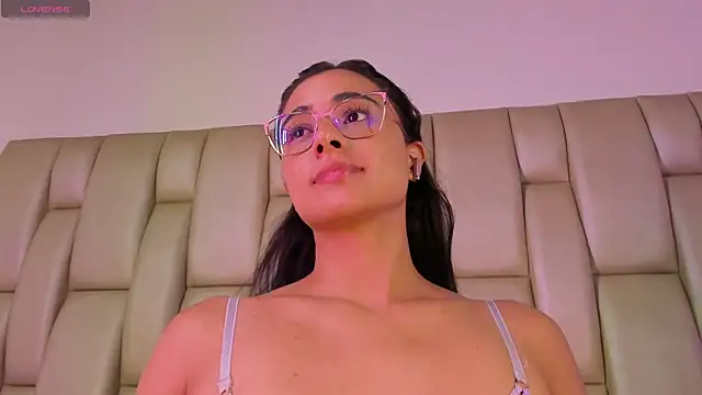 ZoeBarlove webcam show