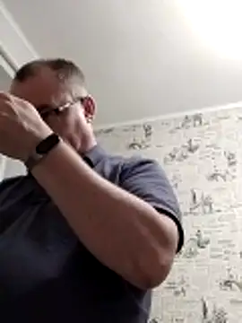 Show modela Nika_Malay na web-kameri