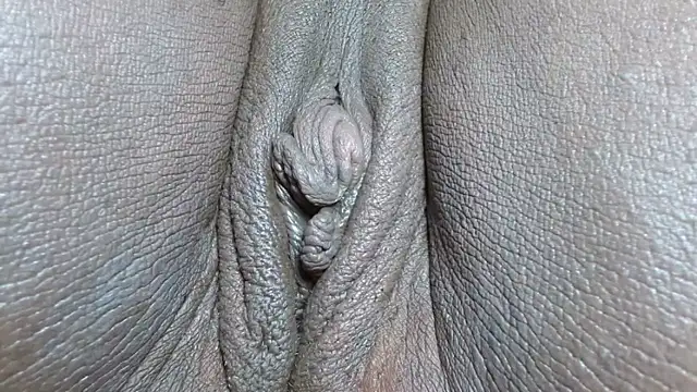 morenahott1's Live XXX Chat