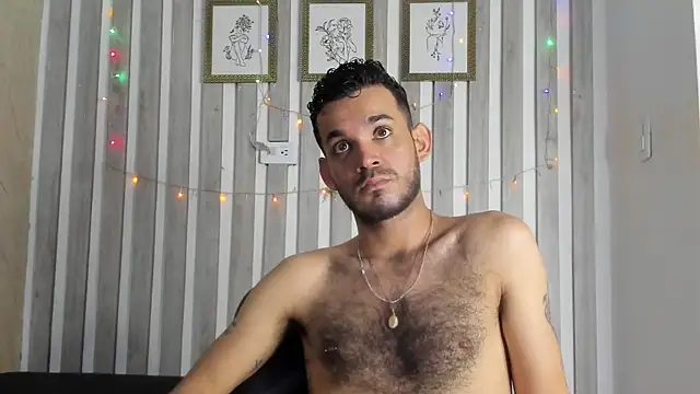 EthanGrey Chat XXX in diretta