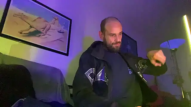 Онлайн чат XXX Guyst049