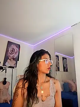 SamathaMay 即時 XXX 聊天