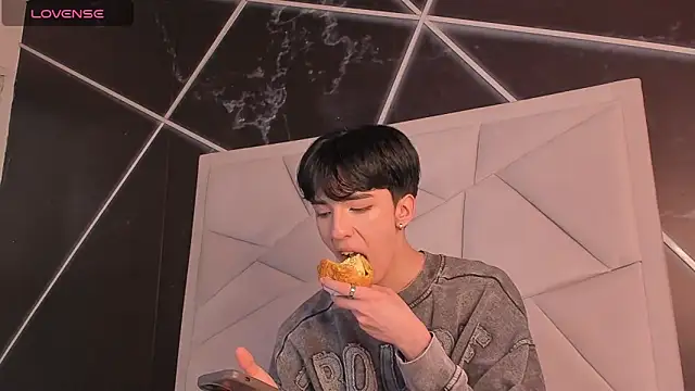 AerumChae 即時 XXX 聊天