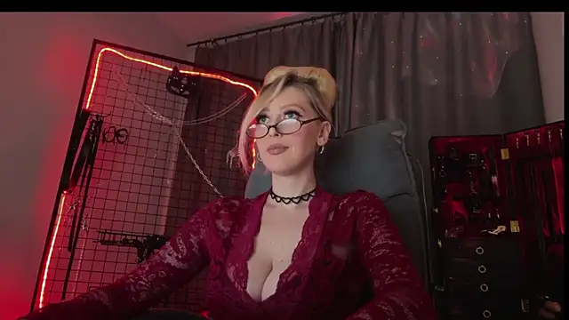 Liya_Liss Chat XXX live