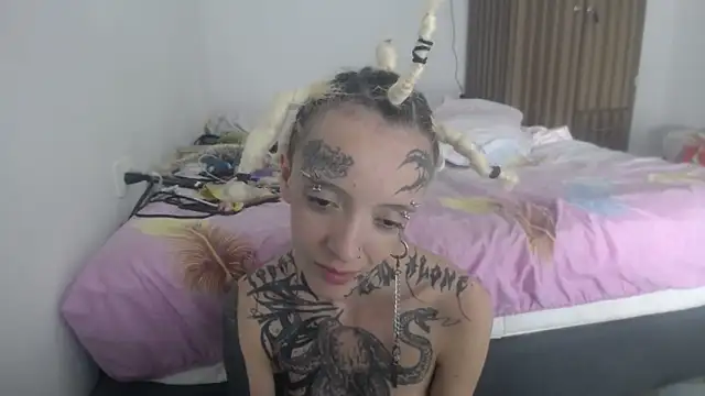 barbara_anal_squirt_ 现场XXX聊天