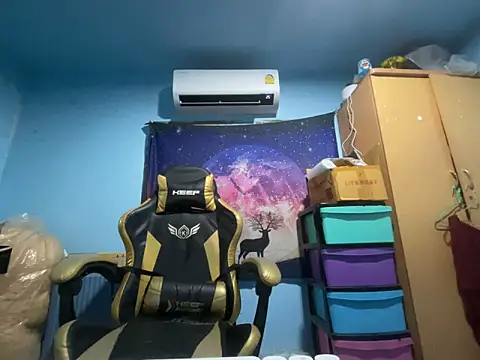 ningyiyi13 Obrolan Langsung XXX