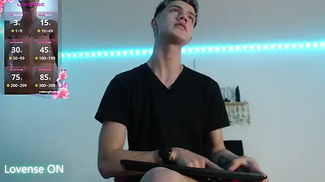 nicktorn Chat XXX live