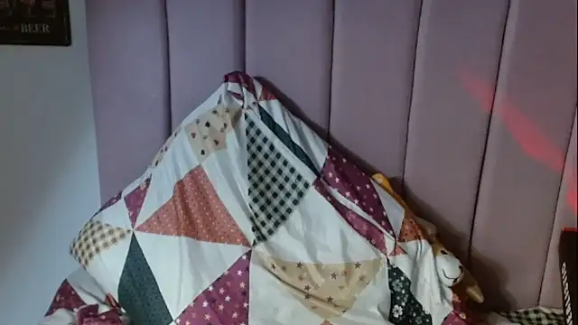 Evanss_lx Adlı Modelin Canlı XXX Sohbeti