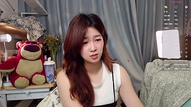 XueLi1902 Adlı Modelin Canlı XXX Sohbeti