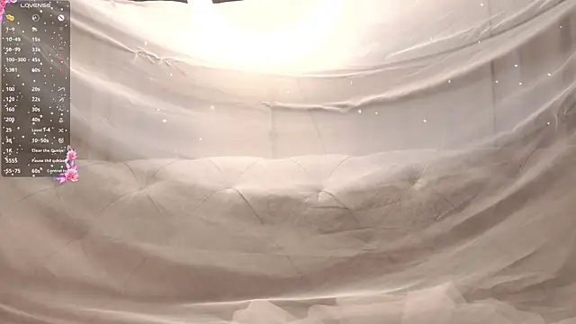 GoldenHourr's Webcam Show