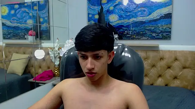 AdrianFrankoのウェブカメラショー