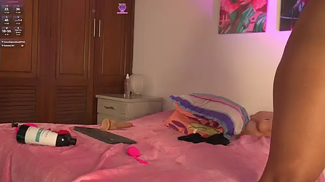 แชท XXX สดของ pocahotass_11