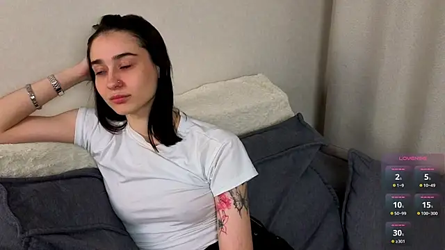 AnikaVelour's Live XXX Chat