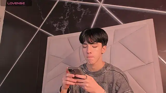 Chat XXX en directo de AerumChae