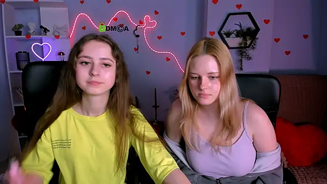 แชท XXX สดของ rebecca_smile