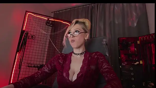 Živý XXX chat Liya_Liss