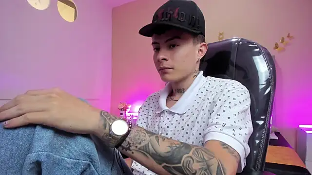 Nascary_Fox webcam show