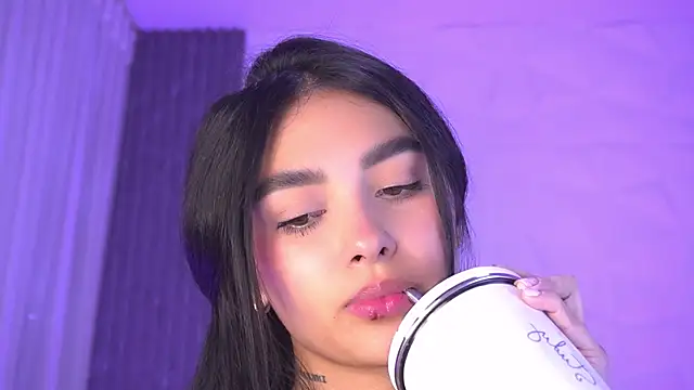 katy_rioss: απευθείας συνομιλία ΧΧΧ