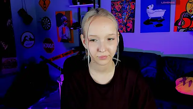 Chat XXX en directo de MaoqiBeverly