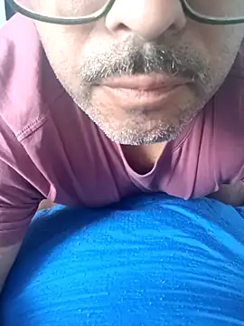 nadameinteresa Show Webcam