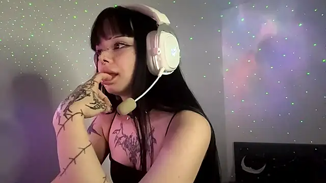 Luna_Sohotti Chat XXX in diretta