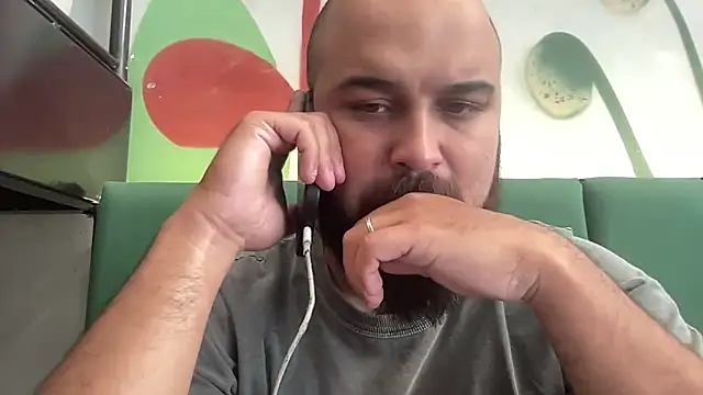 mayday2025m's Live XXX Chat