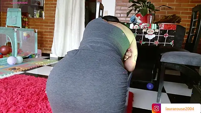 Lia_rouse04 লাইভ XXX চ্যাট