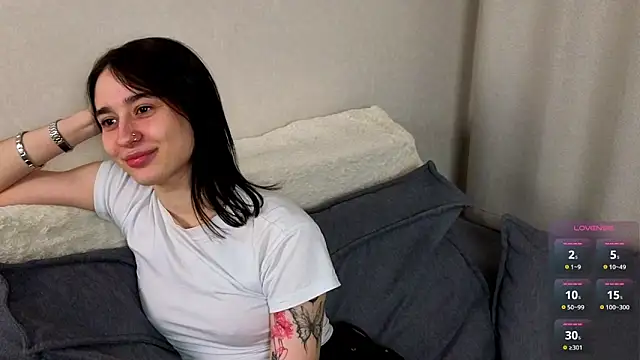 XXX chat uživo modela AnikaVelour