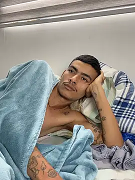 sorry-mom69's Live XXX Chat