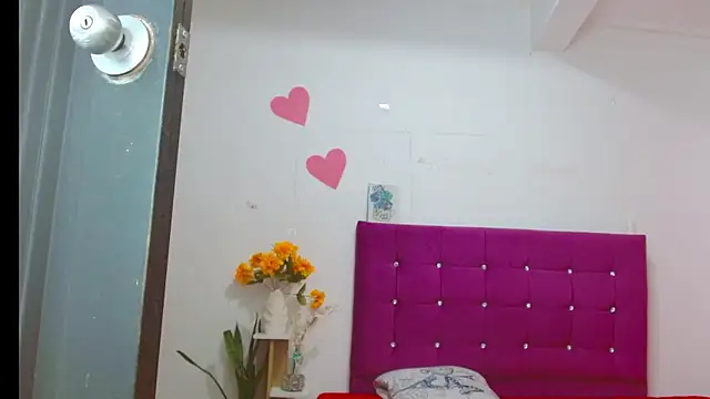 chantalsemenova1's Live XXX Chat