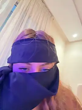 Divas_Arab_girls 网络视讯表演