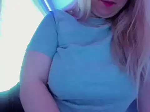 Pertunjukan Kamera Web callme_iva