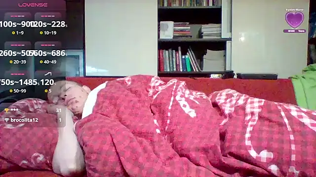 Show modela Matttthees na web-kameri