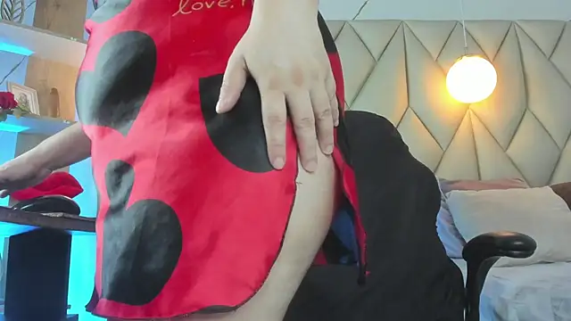 دردشة angelswets الجنسية المباشرة