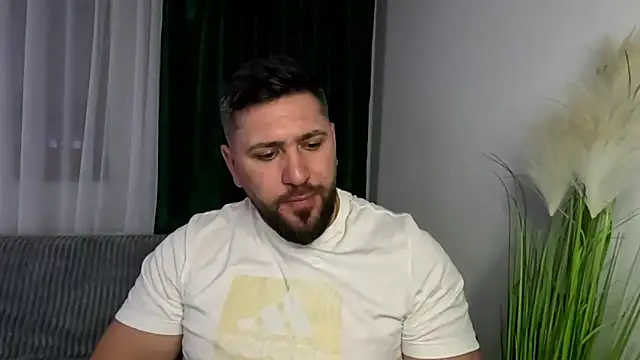 Gold_Alpha_Boyのウェブカメラショー