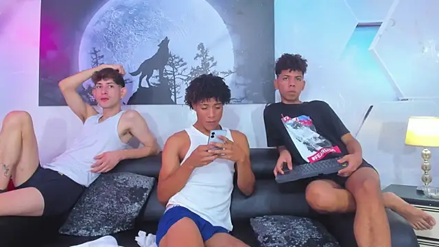 Spicy_guys: απευθείας συνομιλία ΧΧΧ