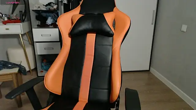 crystalyss – Naživo XXX chat