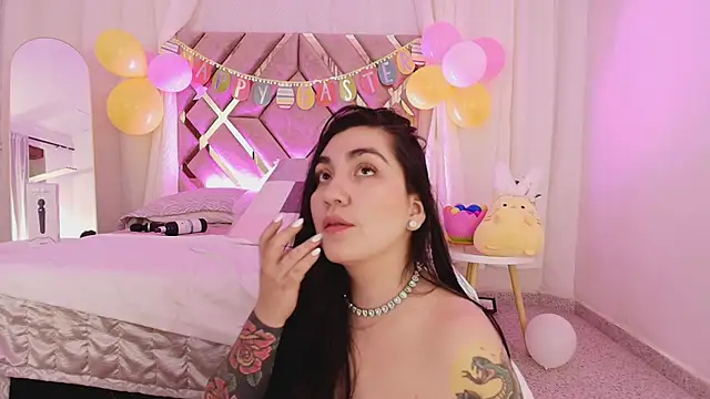 KathiaJenner Chat XXX live