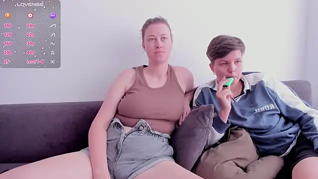 Tenderly_Couple 在線直播表演