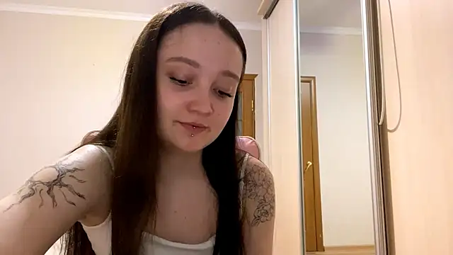 TrulaPhay's Live XXX Chat