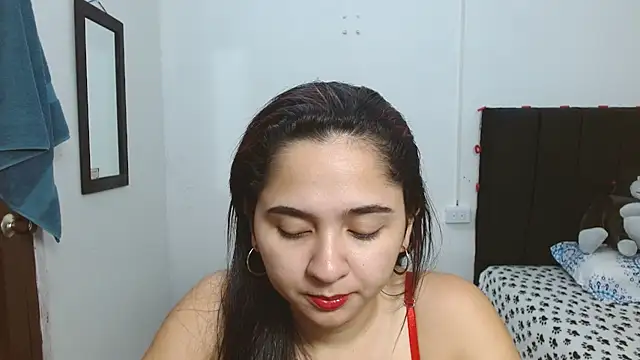 Thalian's Live XXX Chat