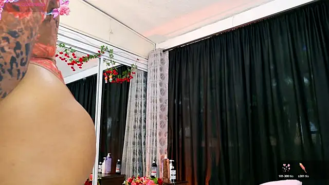 XXX chat uživo modela BLACK_ROSSE_1