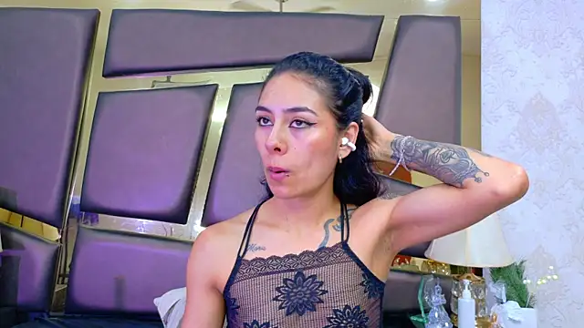 แชท XXX สดของ NicoleEsposito