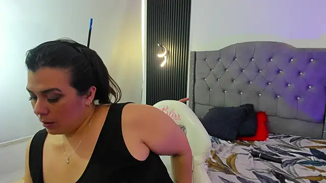 martina_foxy_のライブXXXチャット