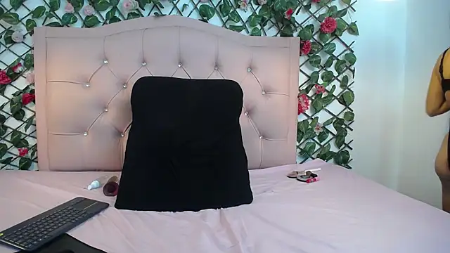 LucyCute_1 即時 XXX 聊天