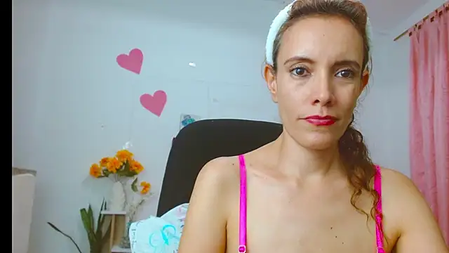 دردشة chantalsemenova1 الجنسية المباشرة