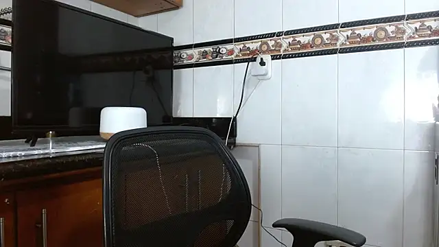 Czat XXX na żywo – Slut_Full_Messy